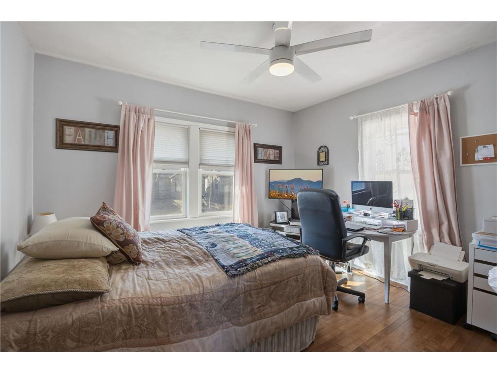 2014 Thomas Avenue N Minneapolis MN 55411 7028373 image33