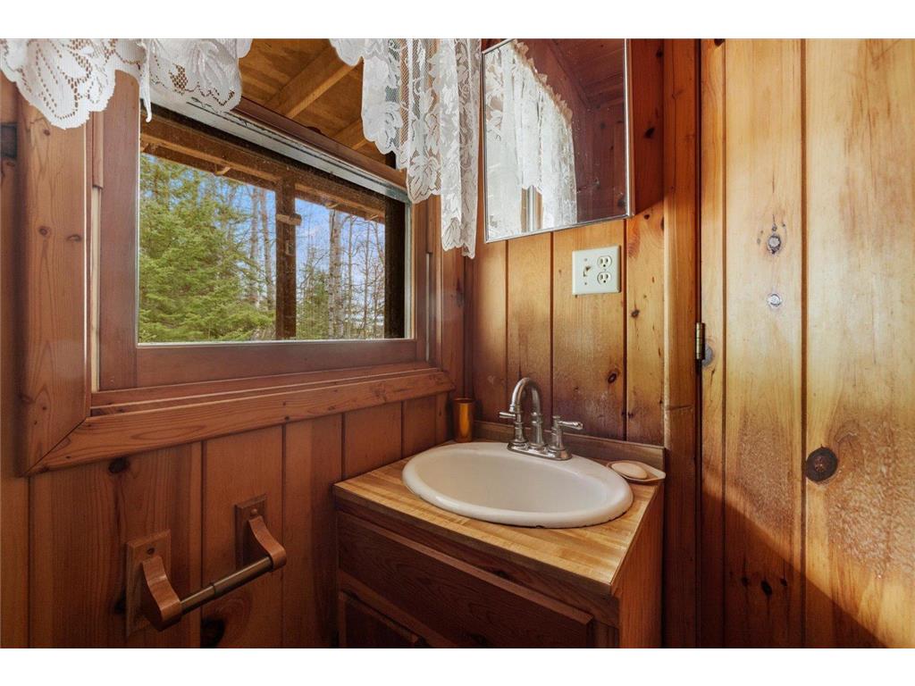 2014 W Frazer Bay Road Greenwood Twp MN 55723 - Vermilion 7071697 image17