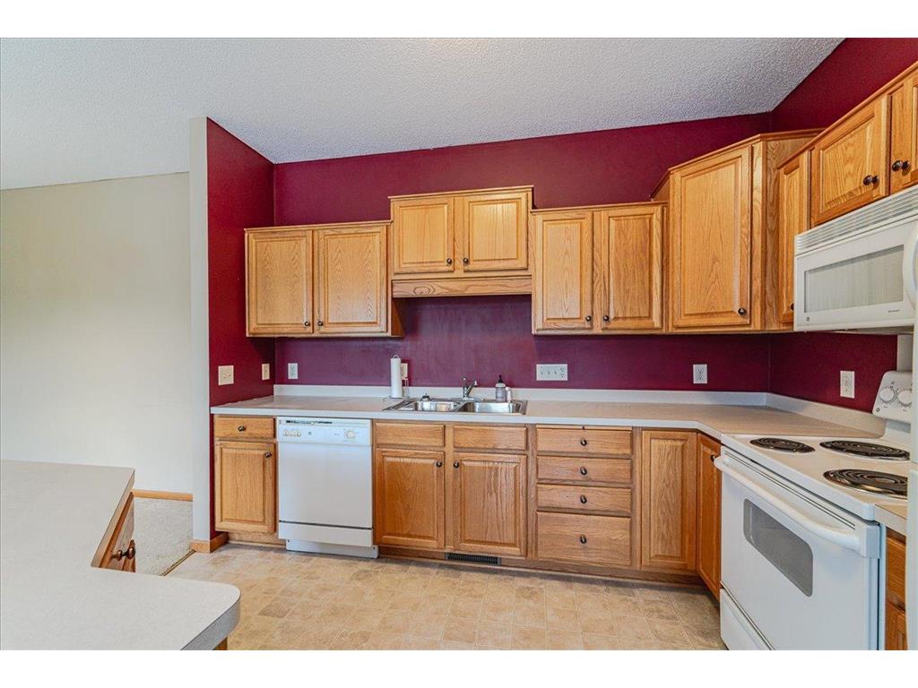 20144 Holister Lane Lakeville MN 55044 6724273 image17