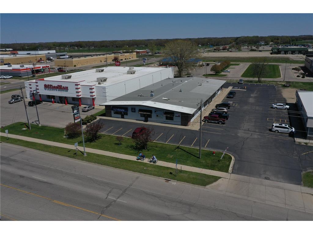 2015 1st Street S Willmar MN 56201 6533112 image1