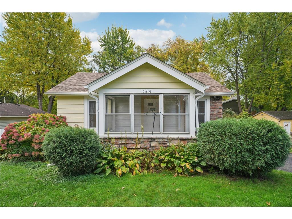 2015 Butler Avenue South Saint Paul MN 55075 6804379 image1