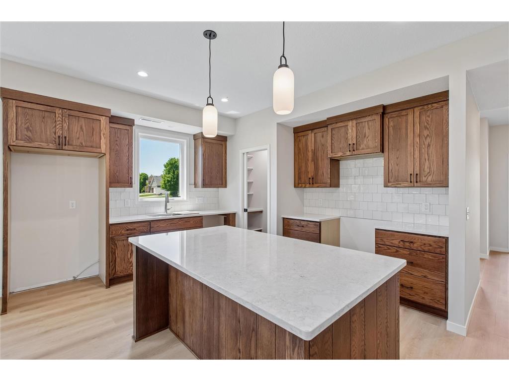 2015 Erie Drive Northfield MN 55057 6689316 image4
