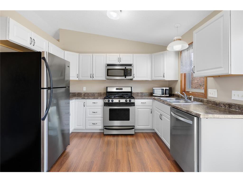 2015 Heritage Drive Shakopee MN 55379 7051329 image4