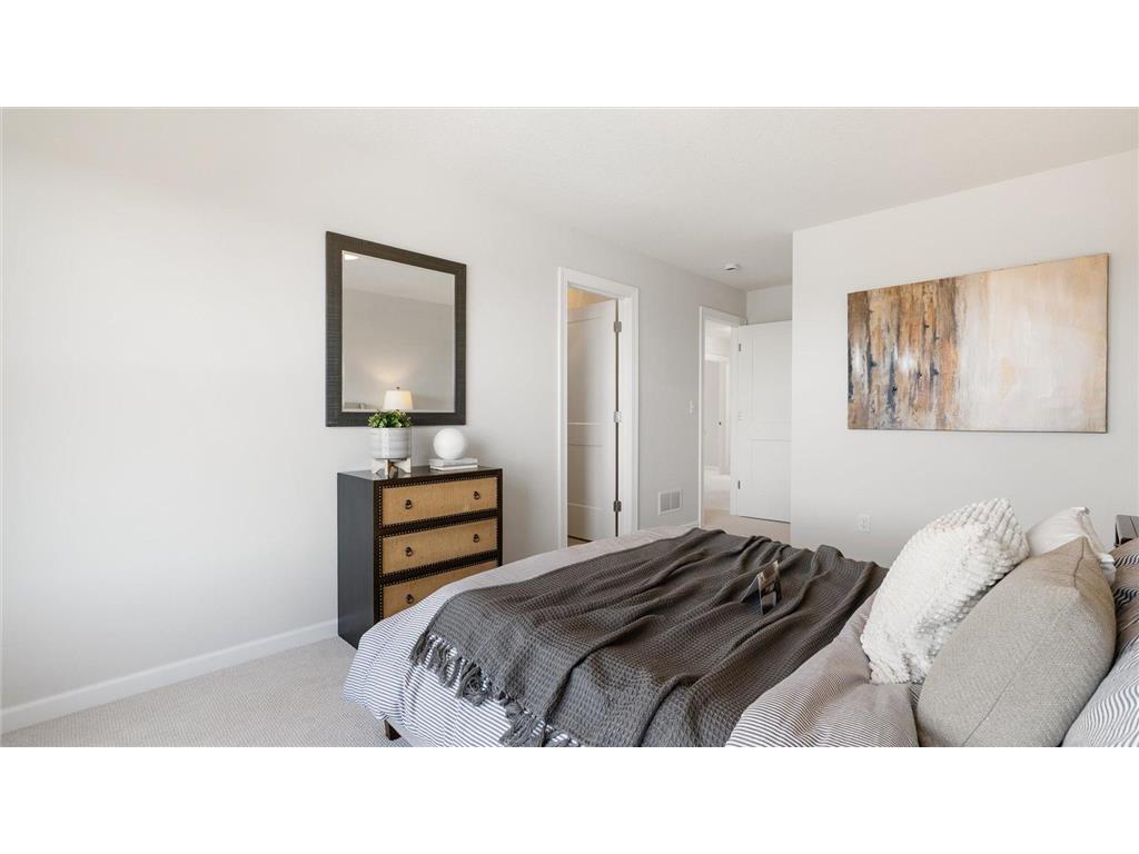 2015 Lusitano Street Shakopee MN 55379 6811693 image39