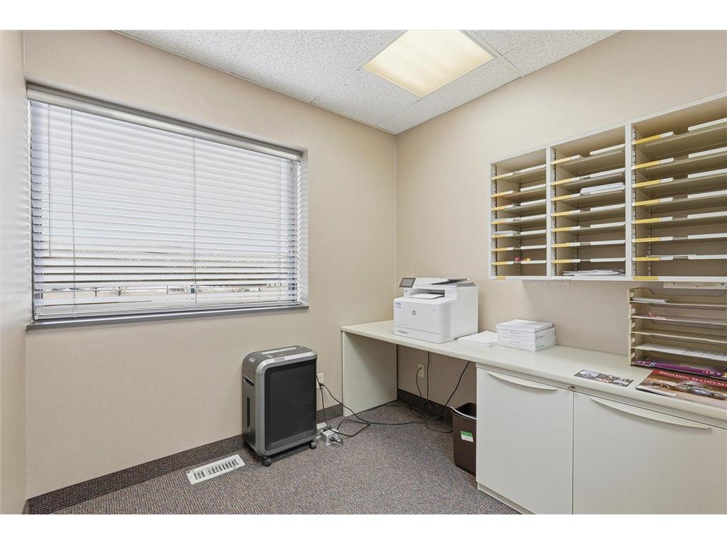 2015 Rice Street Roseville MN 55113 6801942 image29