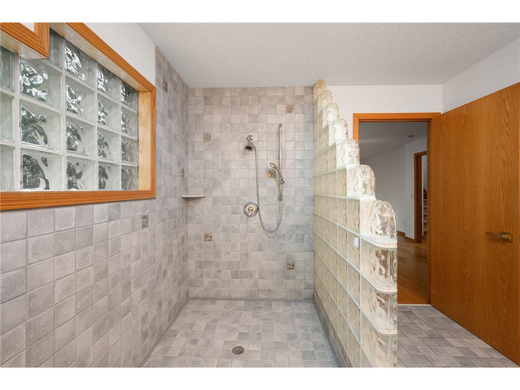 2015 Upton Avenue S Minneapolis MN 55405 - Cedar 7090224 image17