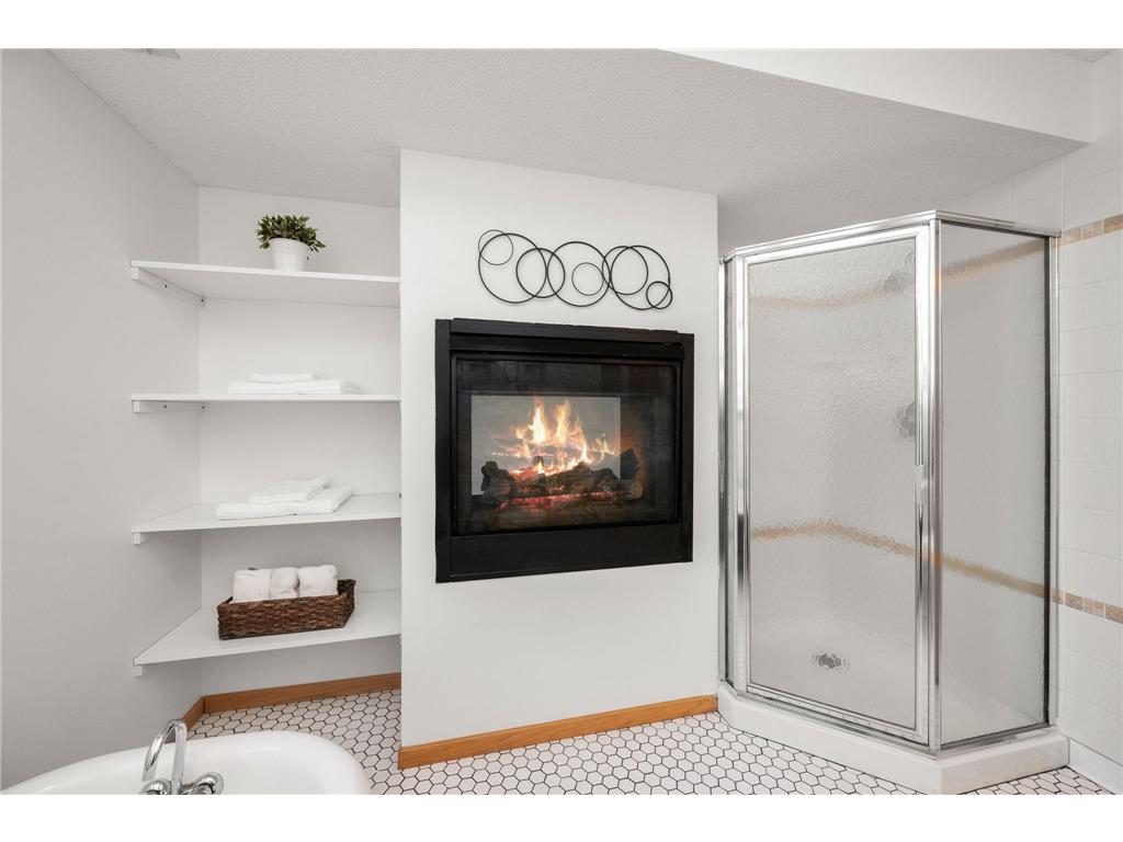2015 Upton Avenue S Minneapolis MN 55405 - Cedar 7090224 image23
