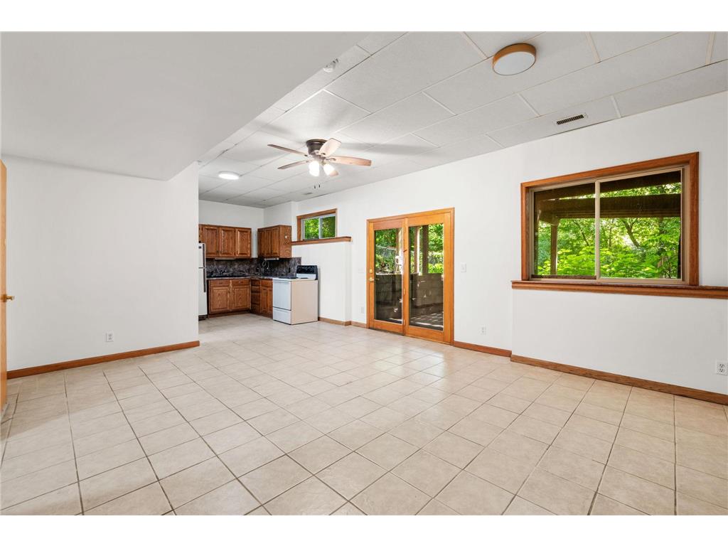 2015 Upton Avenue S Minneapolis MN 55405 - Cedar 7090224 image38
