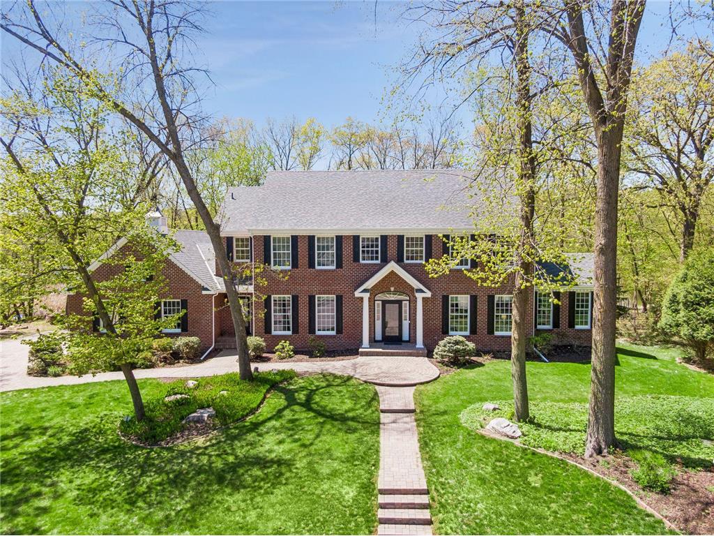 20150 Sweetwater Curve Shorewood MN 55331 - Silver 7065295 image2
