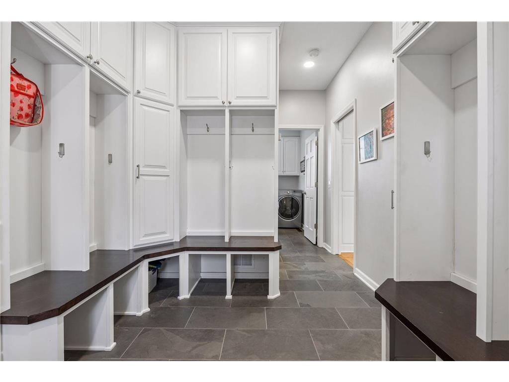 20150 Sweetwater Curve Shorewood MN 55331 - Silver 7065295 image30