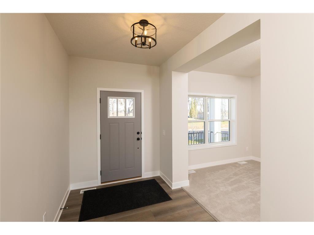 20151 Gothic Avenue Lakeville MN 55044 7076777 image2