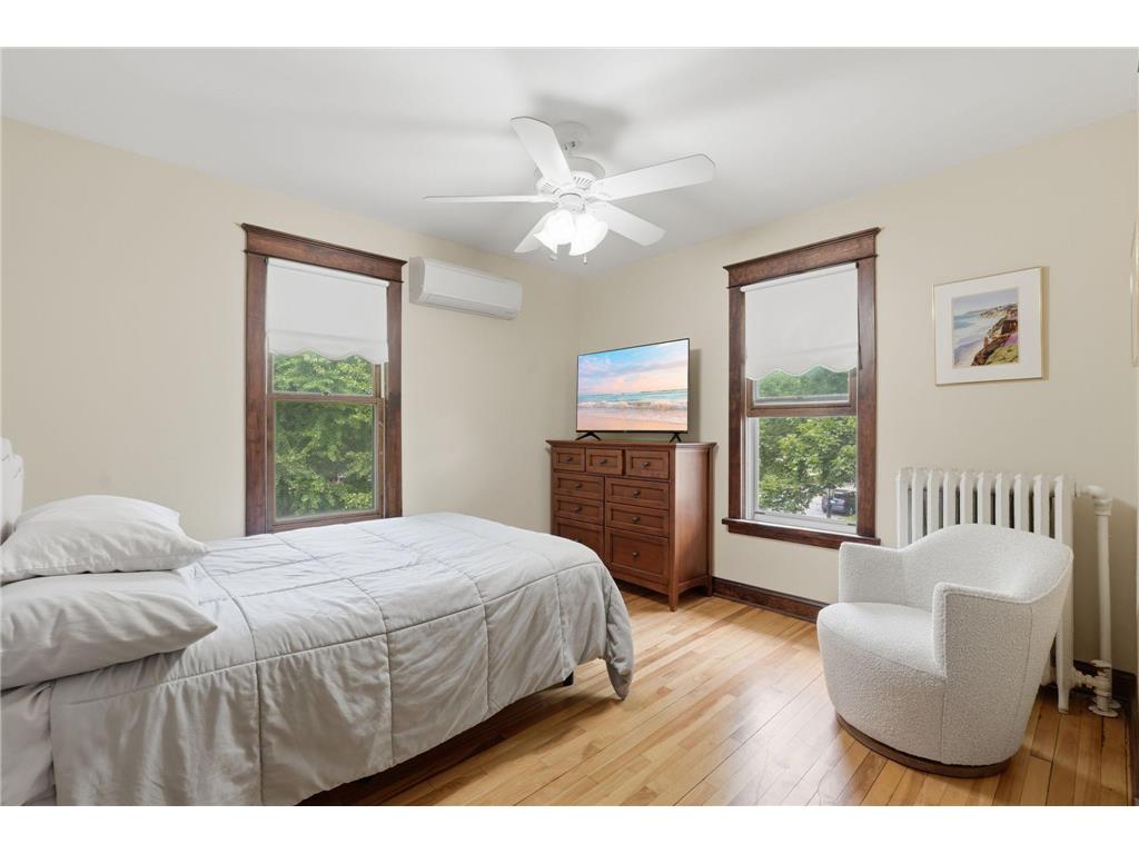 2016 Laurel Avenue Saint Paul MN 55104 7083436 image13