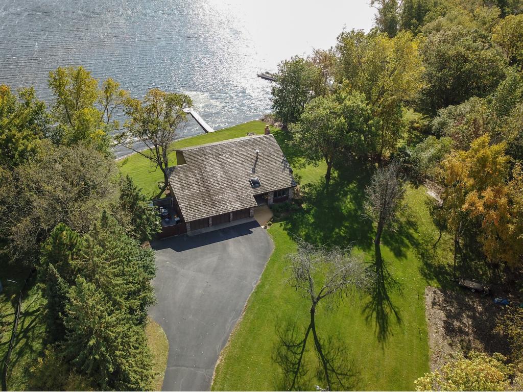 2016 Otter Lake Drive Lino Lakes Mn 55110 Mls 5318298 Edina