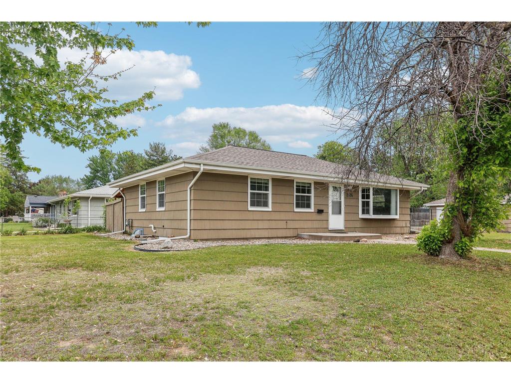 2016 W 90th Street Bloomington MN 55431 7060113 image1