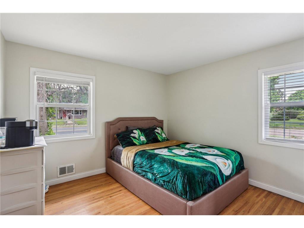 2016 W 90th Street Bloomington MN 55431 7060113 image17