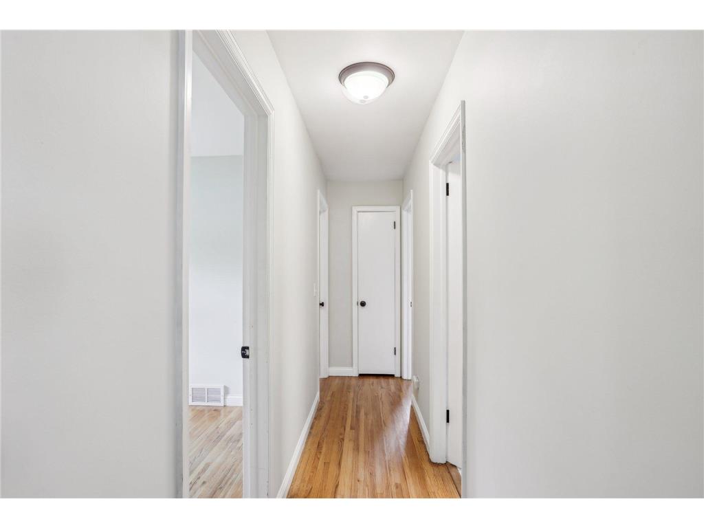 2016 W 90th Street Bloomington MN 55431 7060113 image23