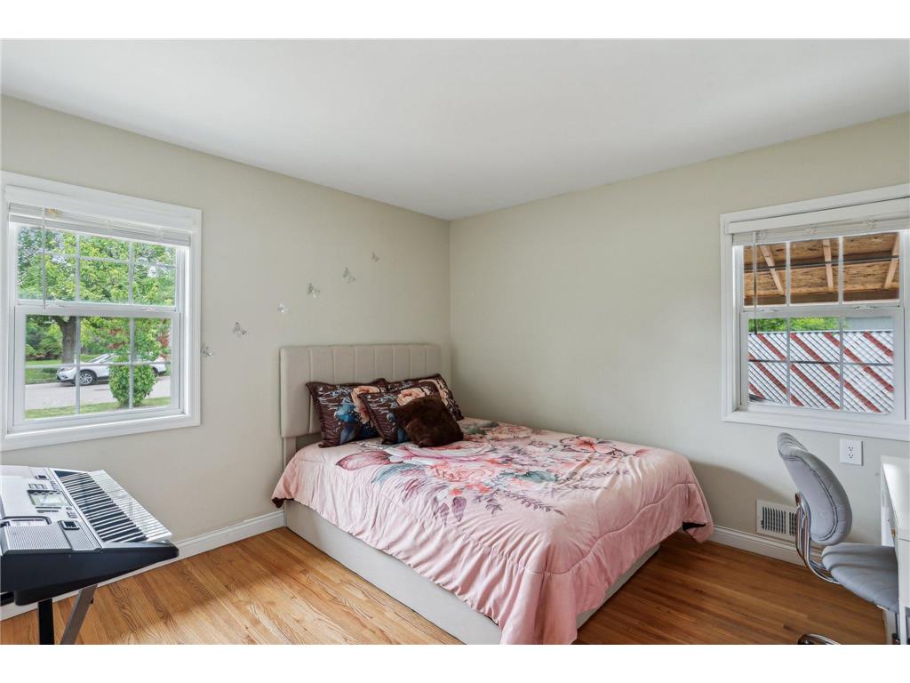 2016 W 90th Street Bloomington MN 55431 7060113 image24