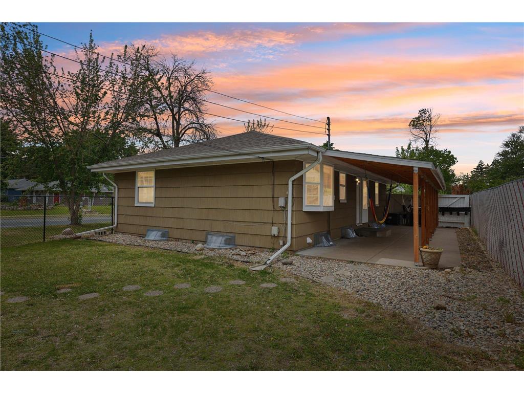 2016 W 90th Street Bloomington MN 55431 7060113 image3