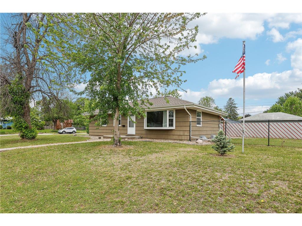 2016 W 90th Street Bloomington MN 55431 7060113 image4