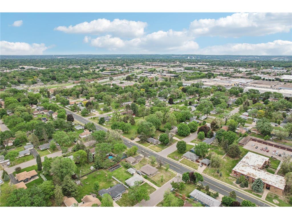 2016 W 90th Street Bloomington MN 55431 7060113 image50