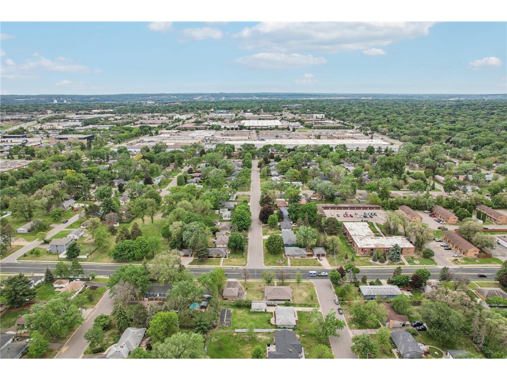2016 W 90th Street Bloomington MN 55431 7060113 image51
