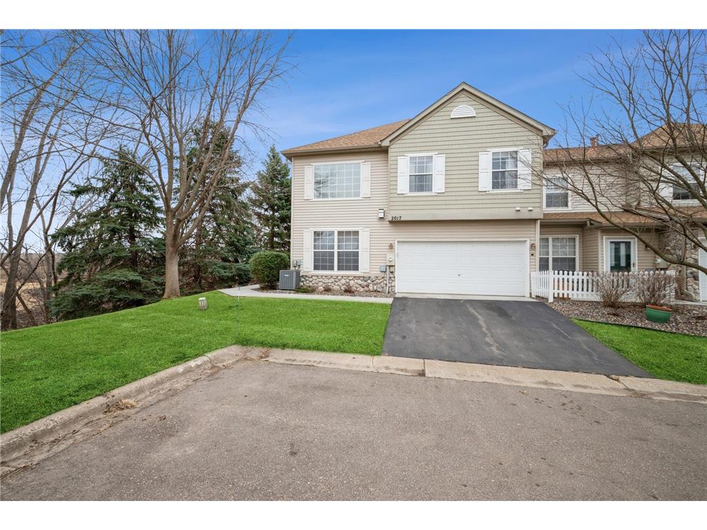 2017 Baneberry Way E Chanhassen MN 55317 6683155 image1