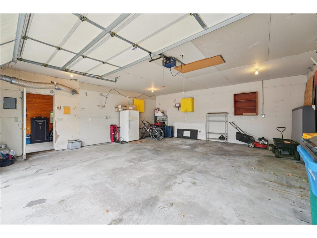 2017 Brookview Drive Brooklyn Center MN 55430 7024136 image18