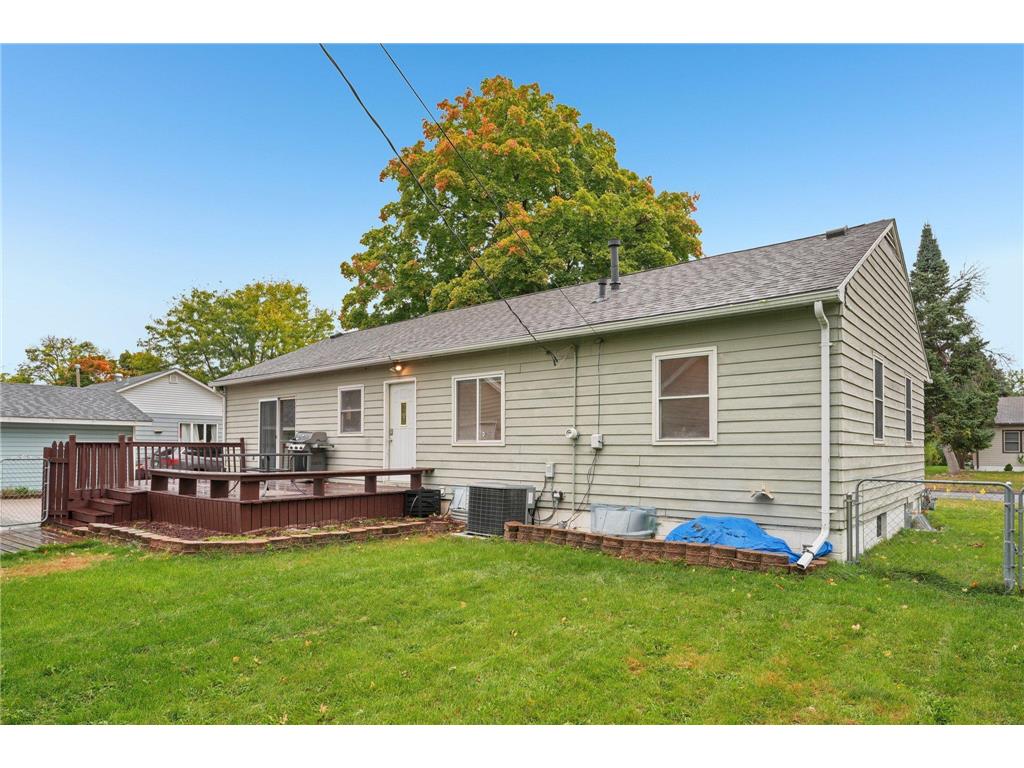 2017 Brookview Drive Brooklyn Center MN 55430 7024136 image21