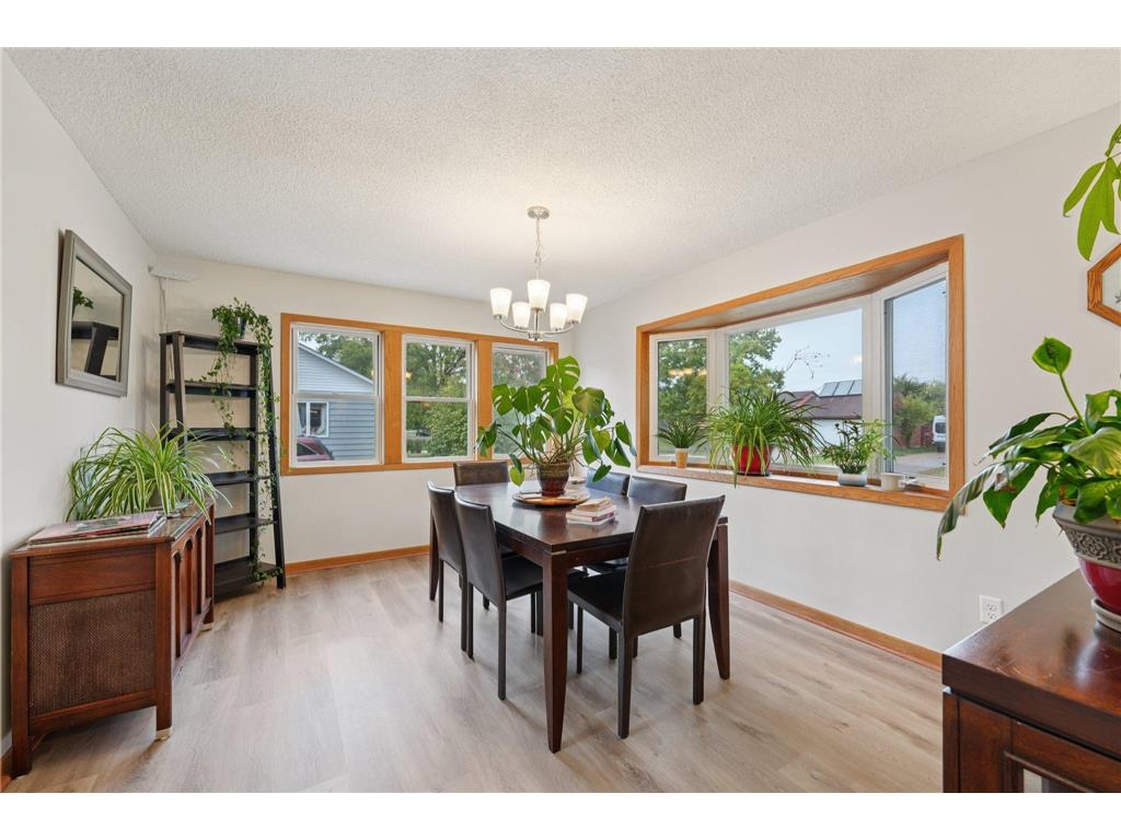 2017 Brookview Drive Brooklyn Center MN 55430 7024136 image5