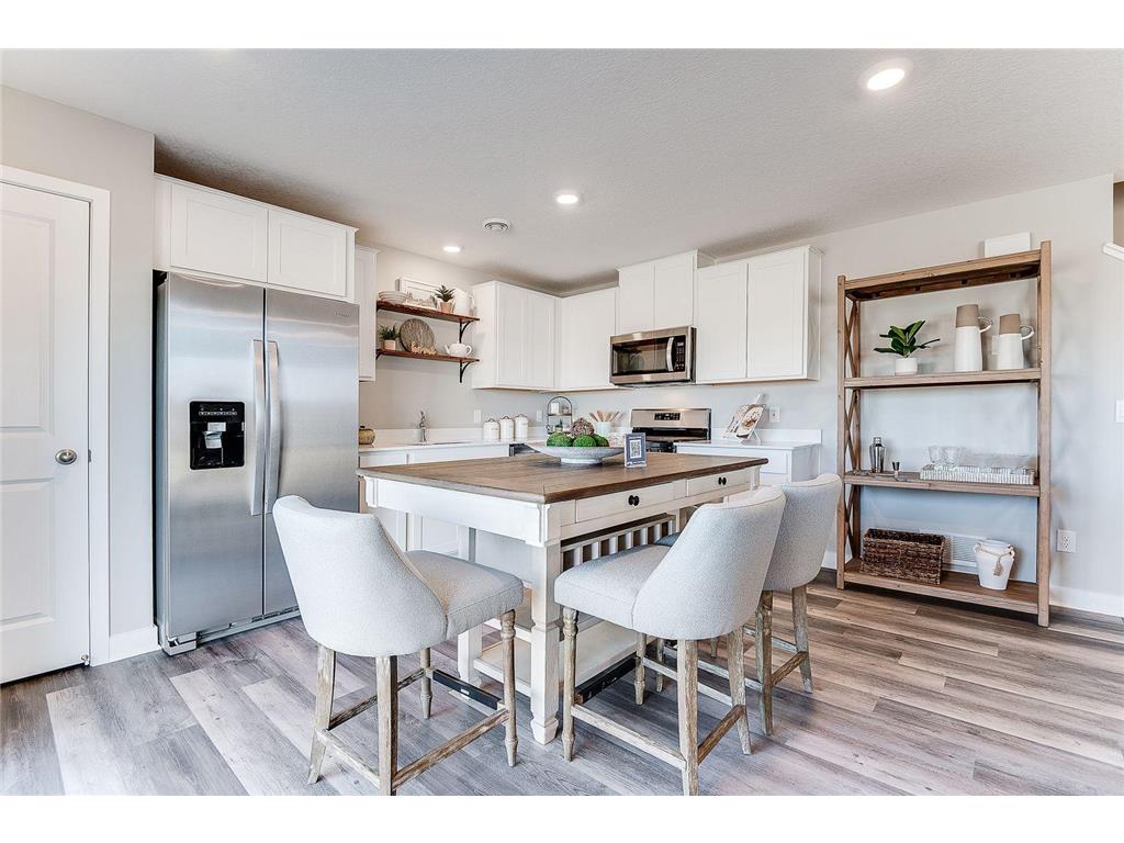 2017 Clearwater Terrace Shakopee MN 55379 6496598 image1