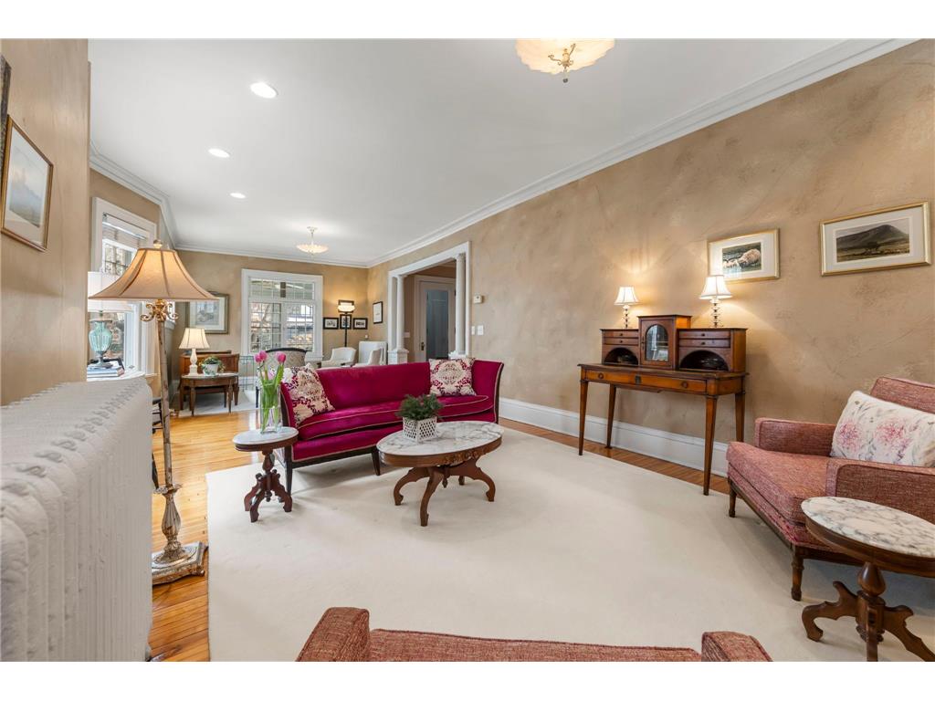 2017 Girard Avenue S Minneapolis MN 55405 7020415 image18