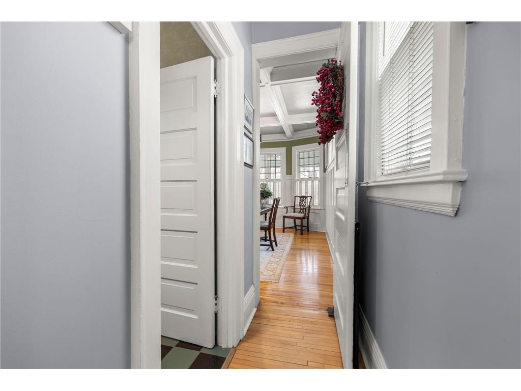 2017 Girard Avenue S Minneapolis MN 55405 7020415 image25