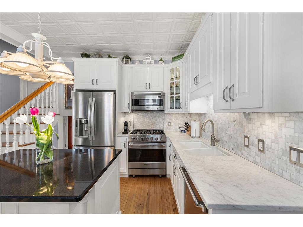 2017 Girard Avenue S Minneapolis MN 55405 7020415 image27