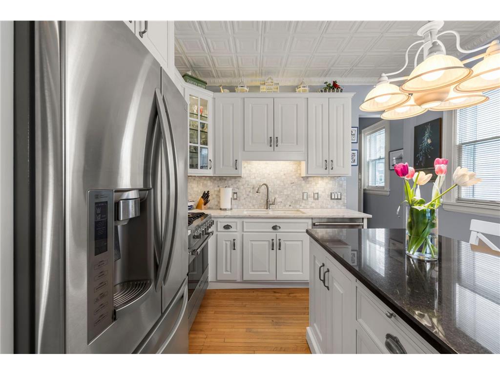 2017 Girard Avenue S Minneapolis MN 55405 7020415 image32