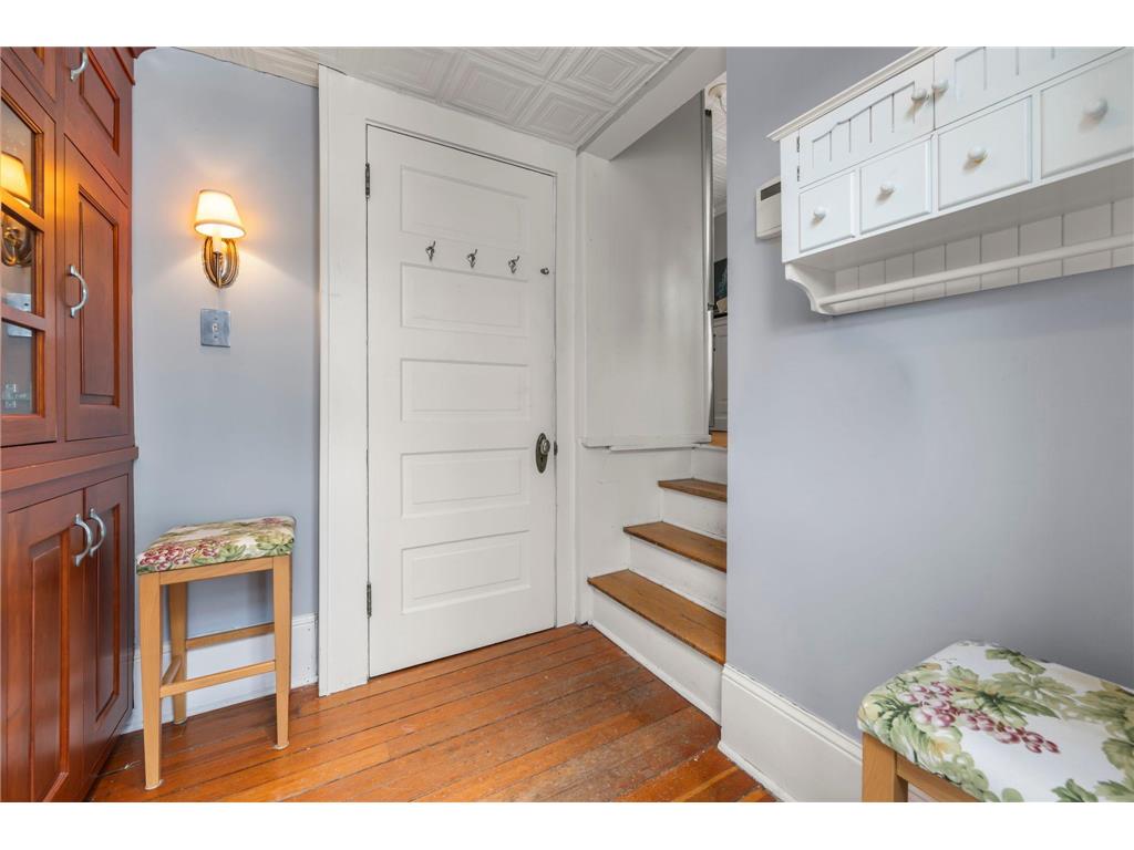 2017 Girard Avenue S Minneapolis MN 55405 7020415 image36