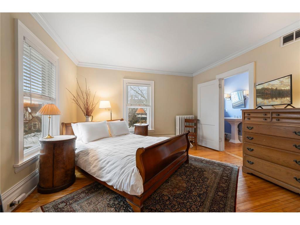 2017 Girard Avenue S Minneapolis MN 55405 7020415 image45