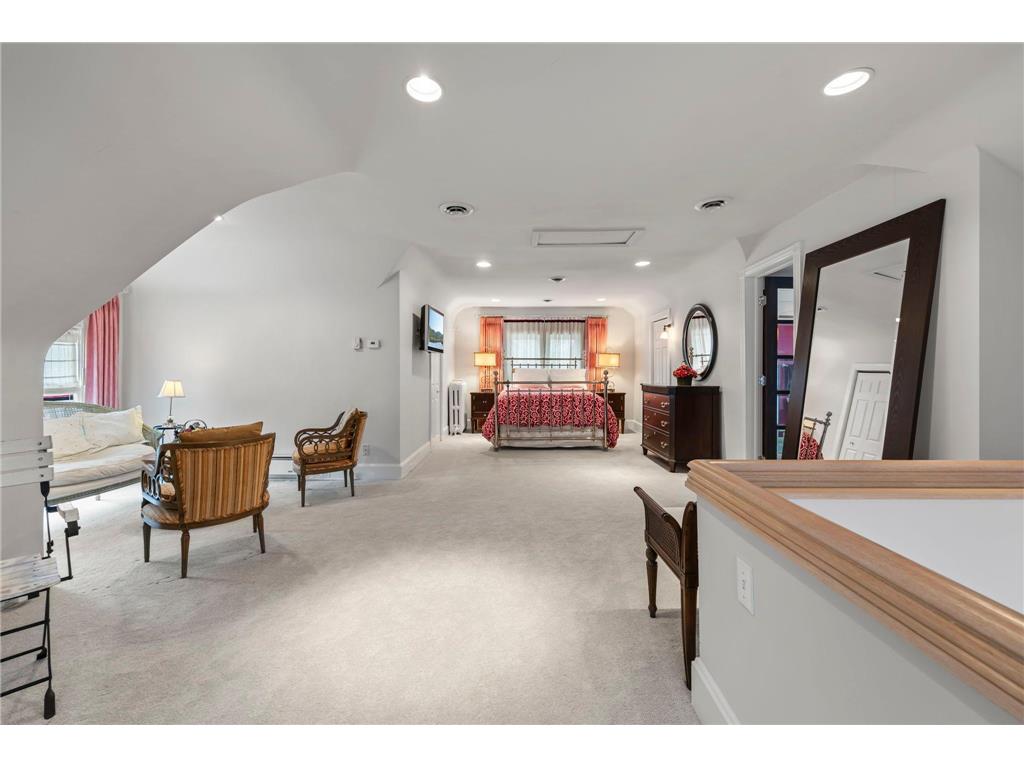 2017 Girard Avenue S Minneapolis MN 55405 7020415 image57