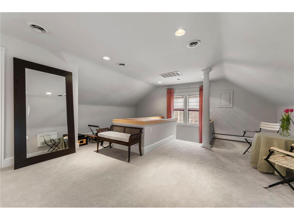 2017 Girard Avenue S Minneapolis MN 55405 7020415 image60