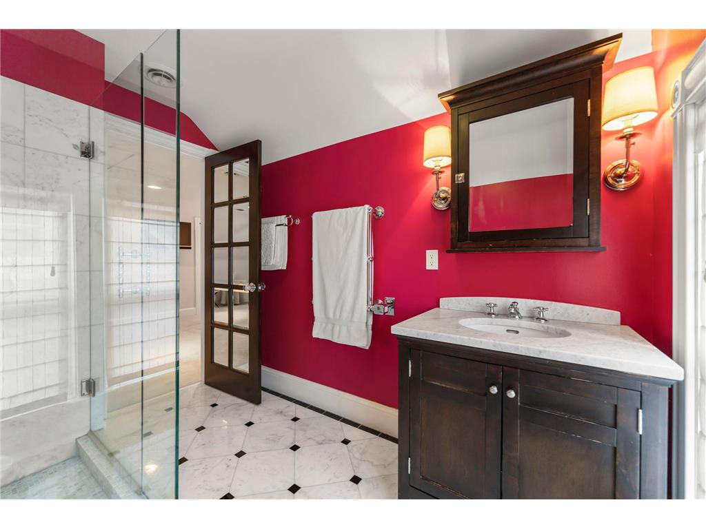 2017 Girard Avenue S Minneapolis MN 55405 7020415 image66