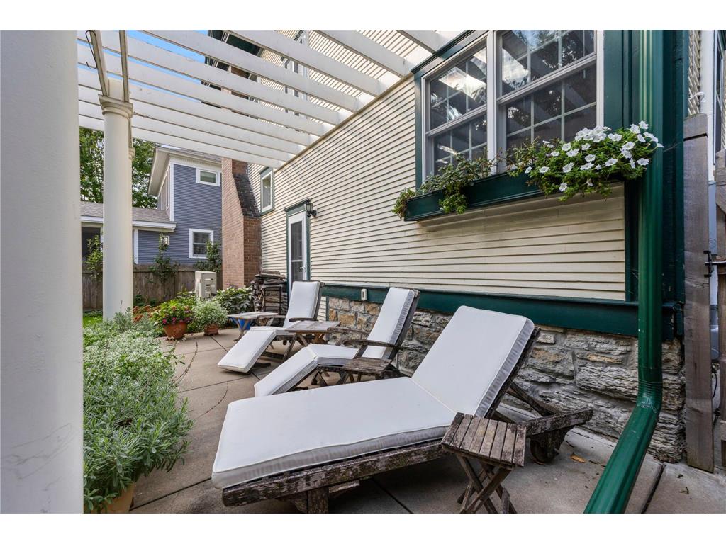 2017 Girard Avenue S Minneapolis MN 55405 7020415 image75