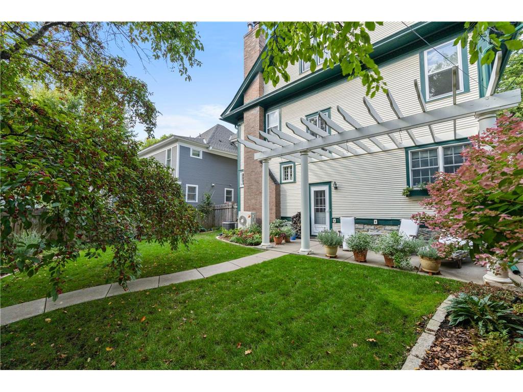 2017 Girard Avenue S Minneapolis MN 55405 7020415 image79