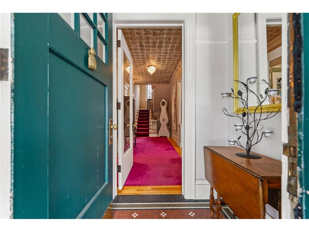 2017 Girard Avenue S Minneapolis MN 55405 7020415 image9