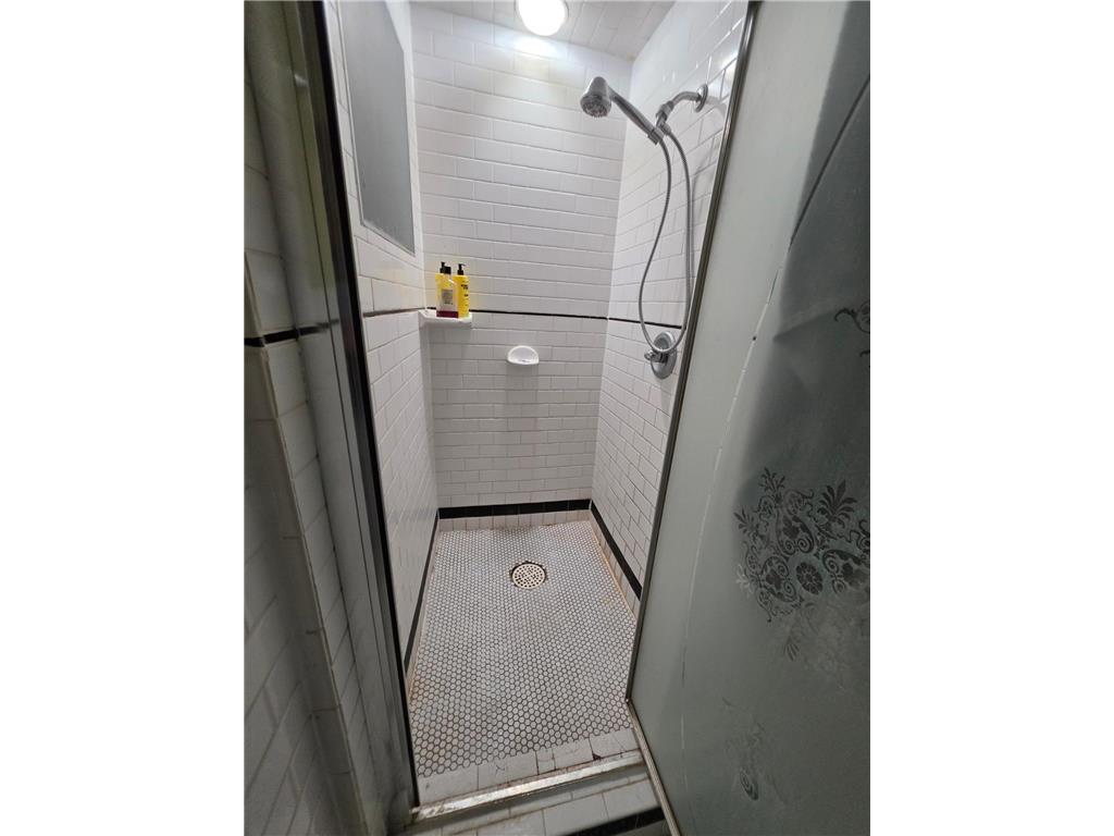 2017 Grand Avenue S Minneapolis MN 55405 7069318 image42