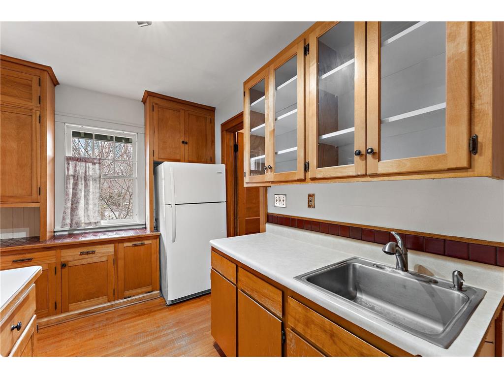 2017 Laurel Avenue Saint Paul MN 55104 7077559 image32