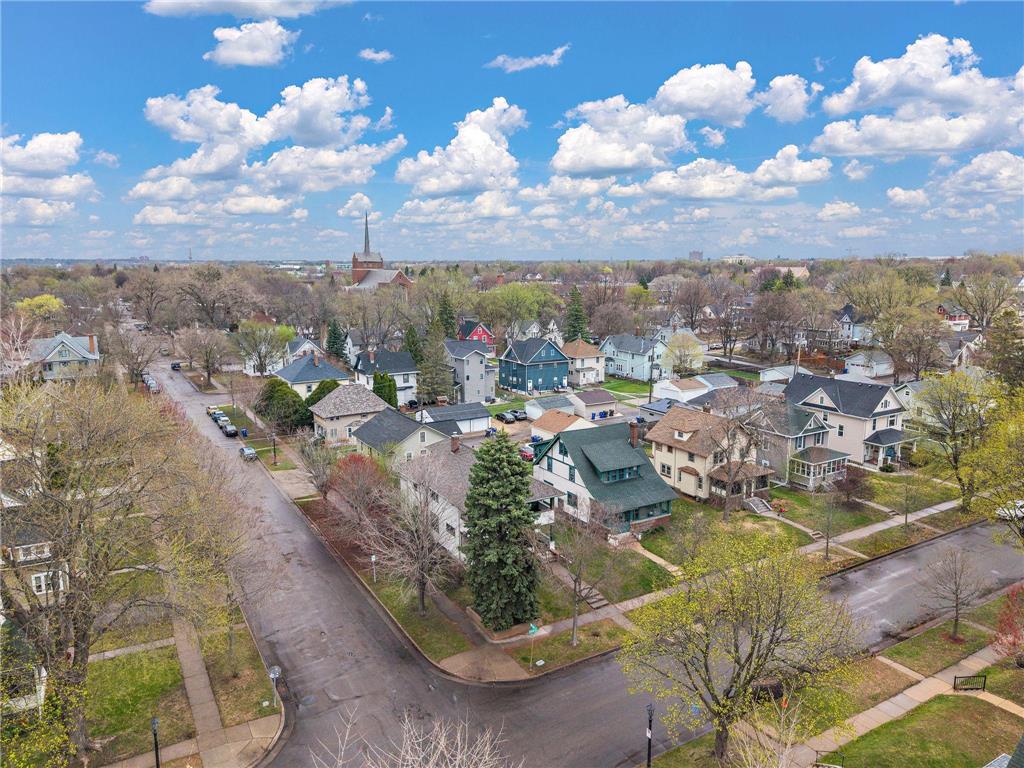 2017 Laurel Avenue Saint Paul MN 55104 7077559 image47