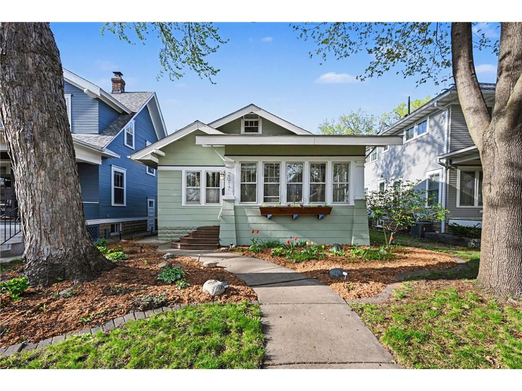 2017 Princeton Avenue Saint Paul MN 55105 7055845 image1