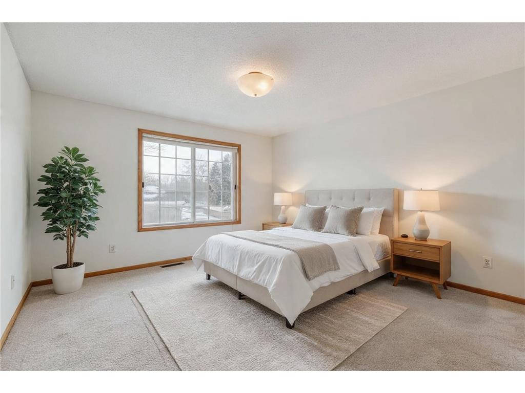 2017 Southcross Drive W #707 Burnsville MN 55306 7074111 image16