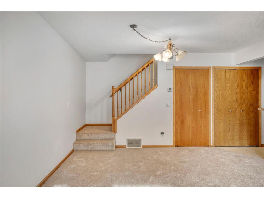 2017 Southcross Drive W #707 Burnsville MN 55306 7074111 image8