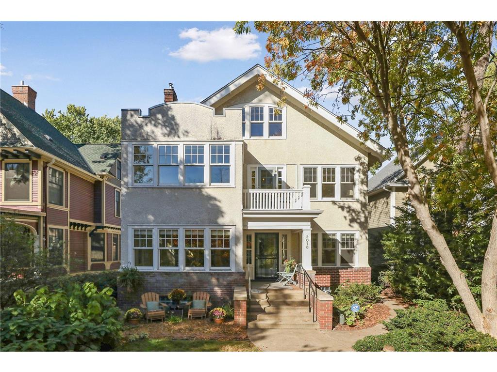 2016 Queen Avenue S Minneapolis MN 55405 6468762 image1