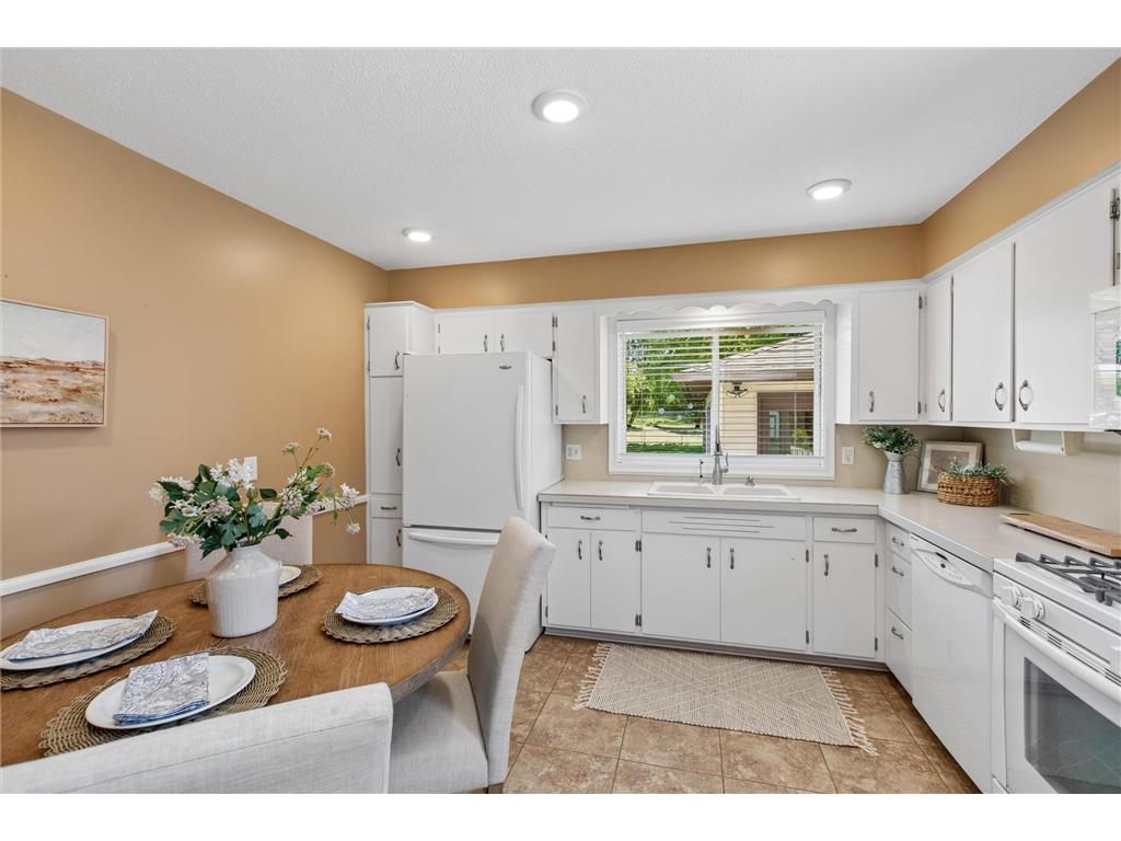 2018 Jade Lane Eagan MN 55122 6811346 image13